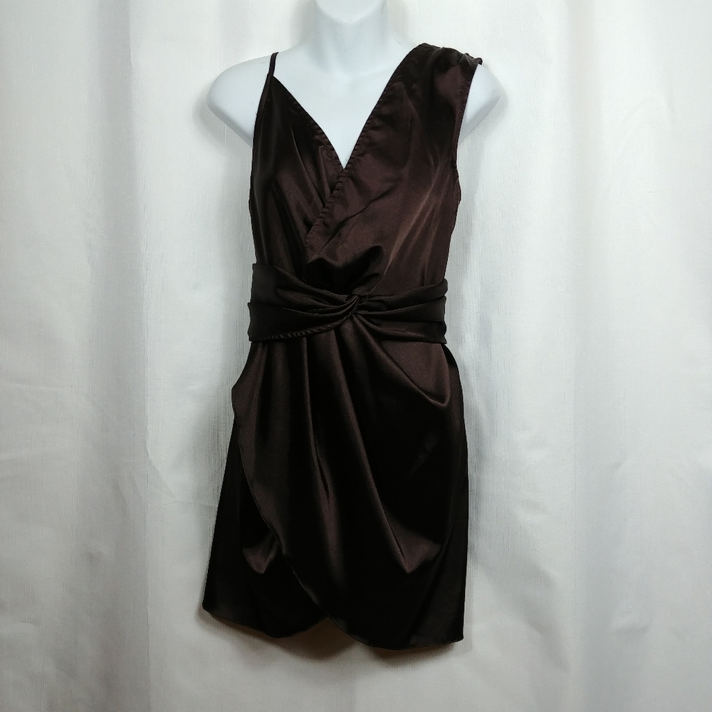 FINAL PRICE MISSGUIDED Satin Knot Asymmetric Dress